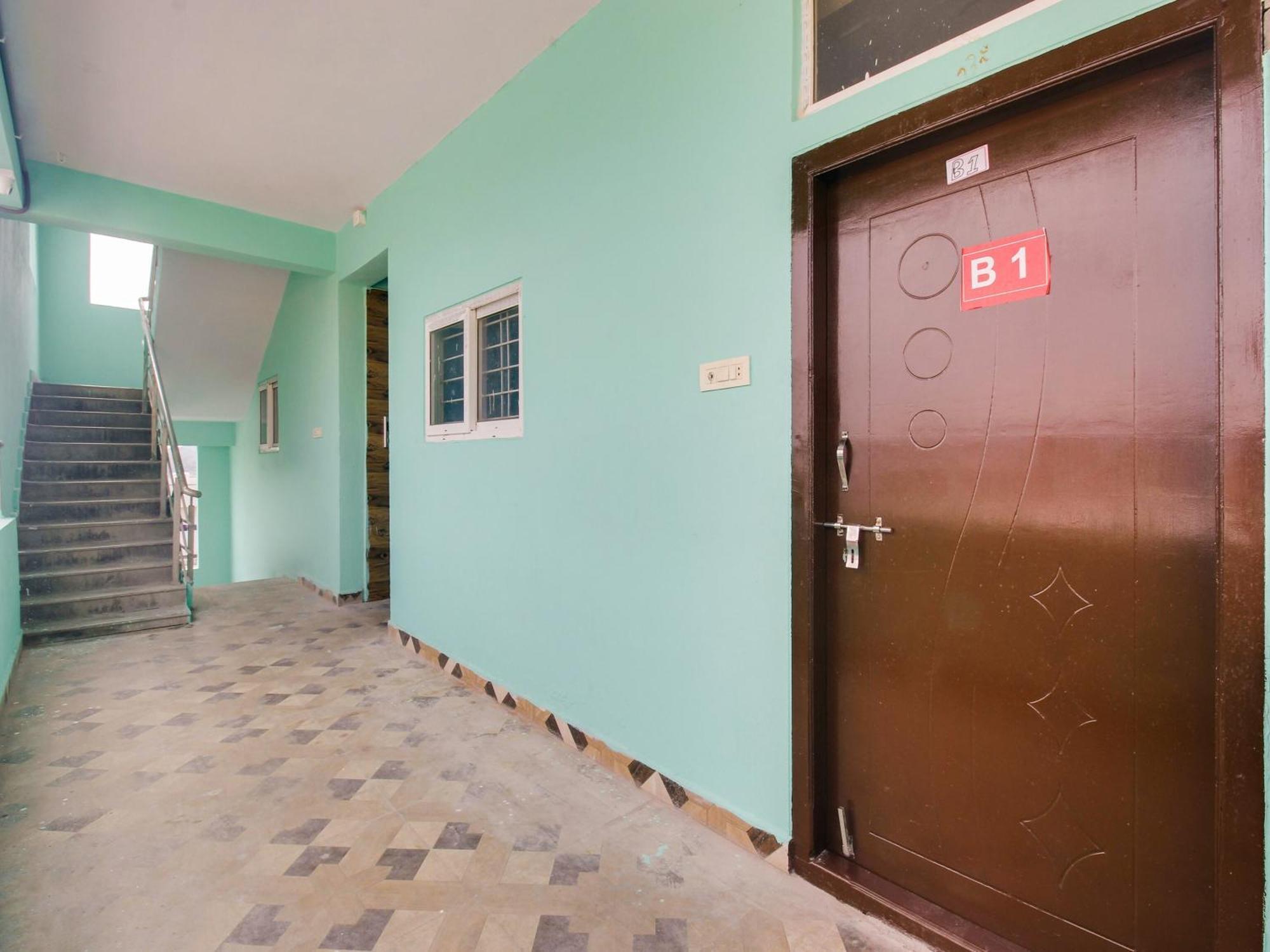 Hotel O R.J.International Pedda Ambarpet Zewnętrze zdjęcie